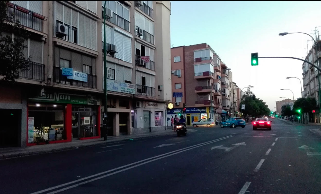 Carretera Carmona, lugar dónde la joven encontró el cheque /SA