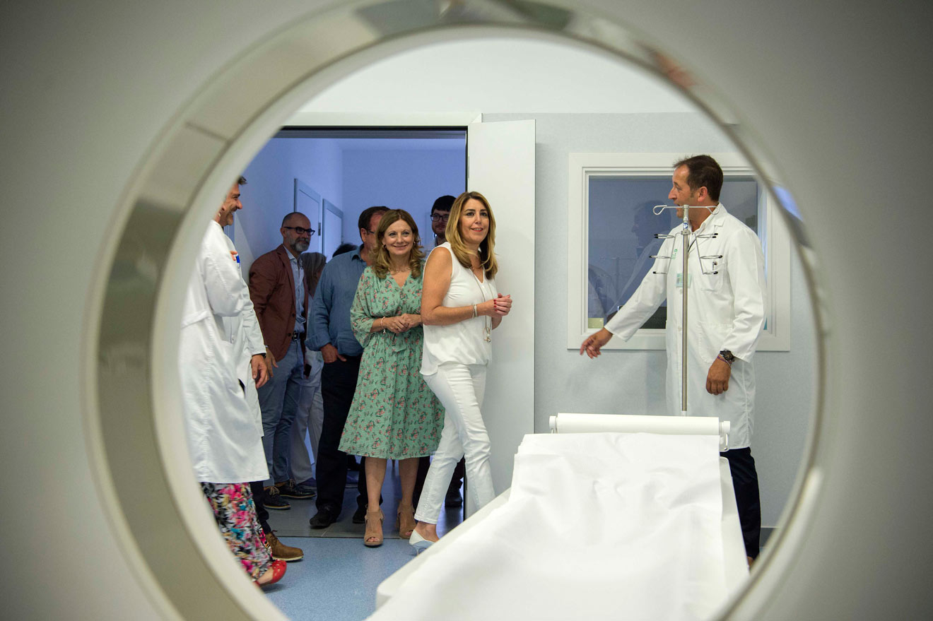 Susana Díaz en el nuevo Hospital de La Línea /Junta
