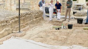 Restauración mosaico de Exedra /Junta