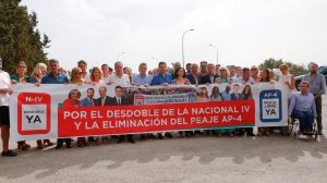 Concentración en Jerez contra el peaje de la AP4 /PP-A