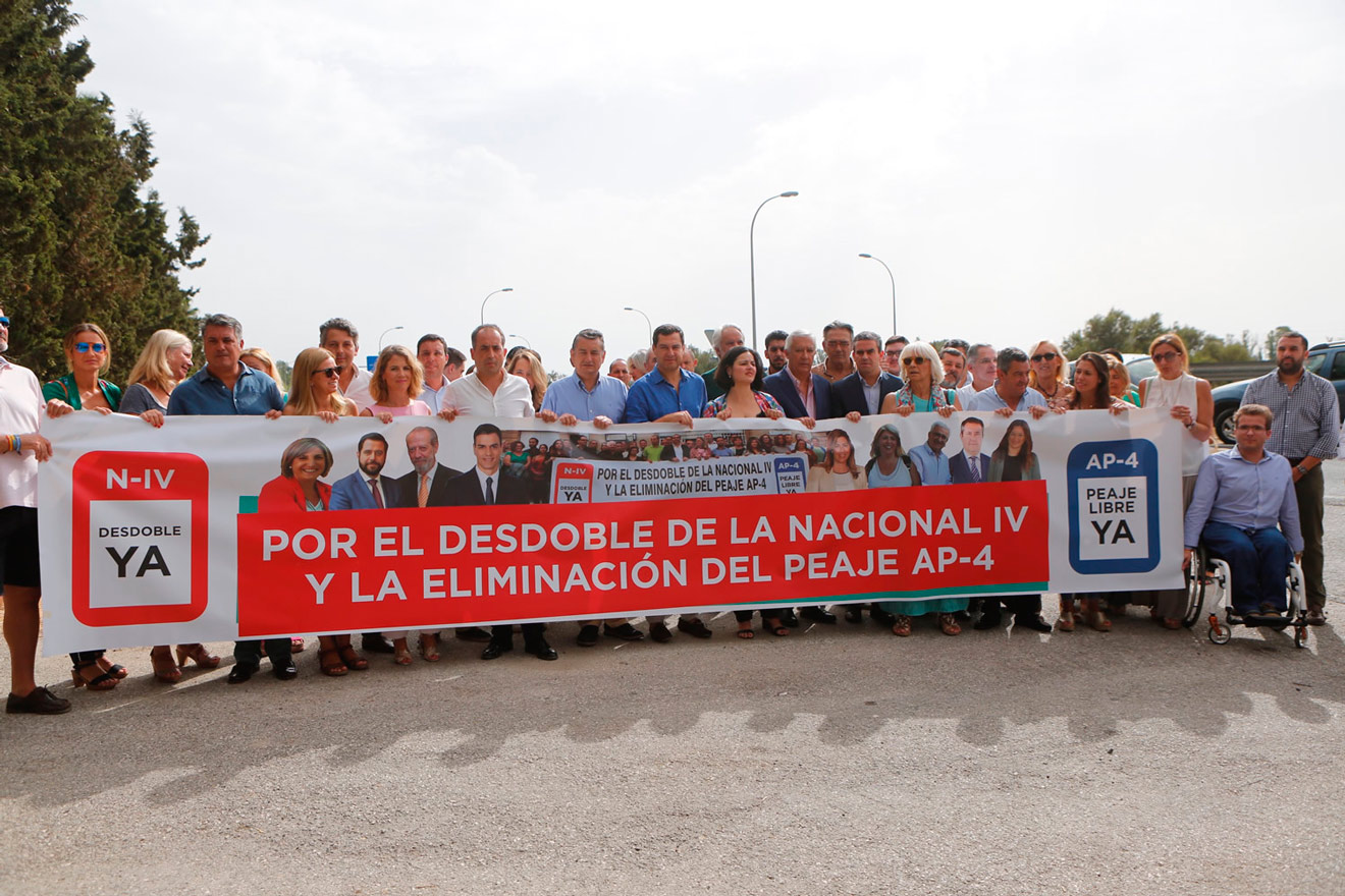 Concentración en Jerez contra el peaje de la AP4 /PP-A