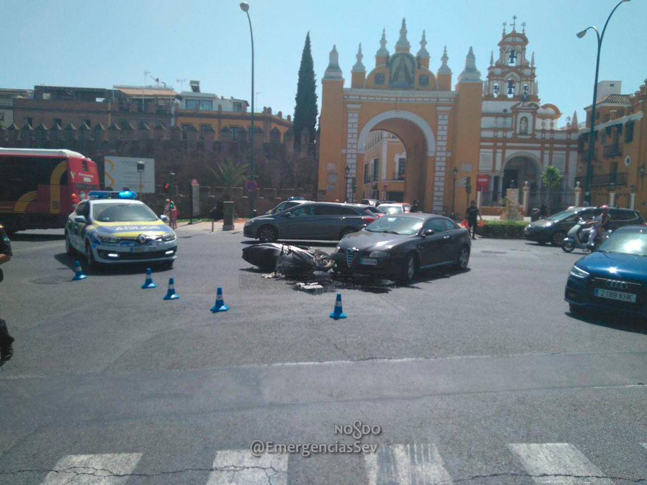 Motorista lesionado /@EmergenciasSev