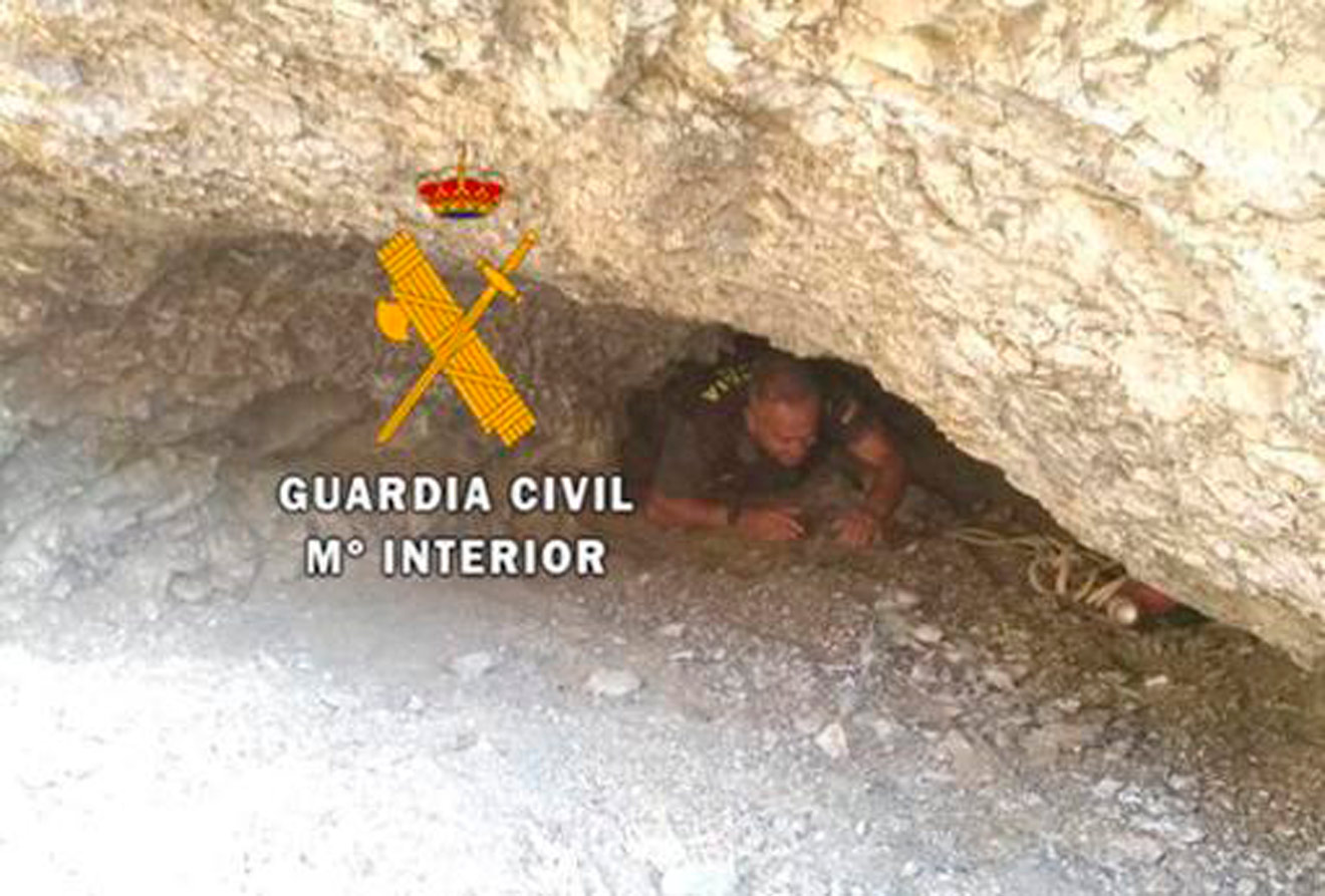 Rescate en una cueva en Mijas /Guardia Civil