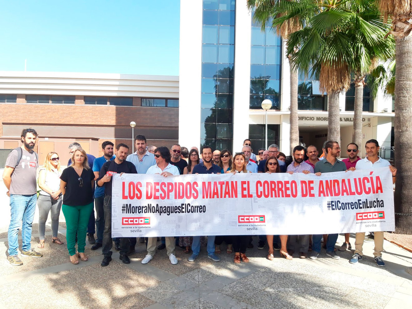 Concentración contra el cierre de El Correo de Andalucía /CCOO