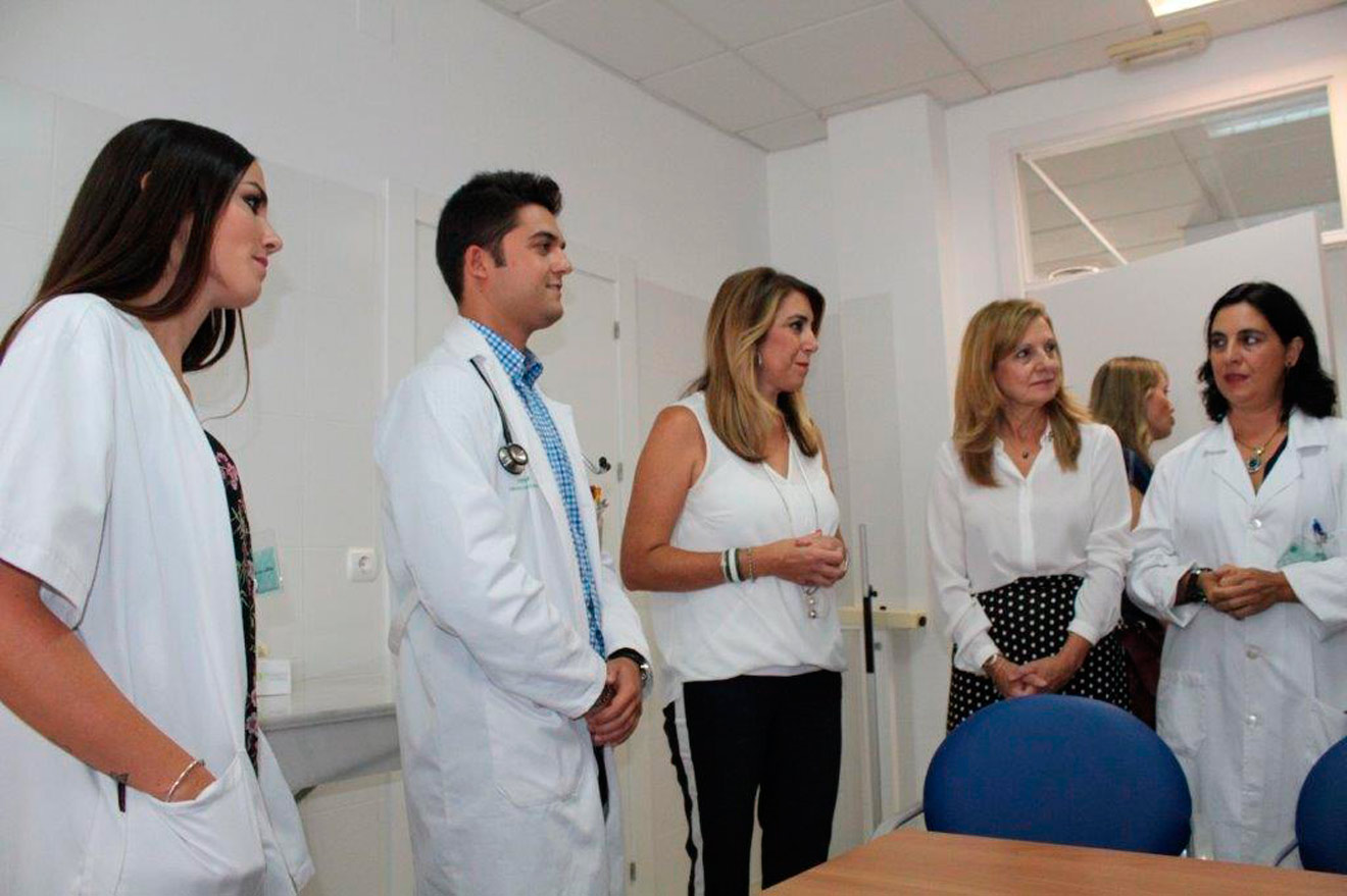 Díaz en el centro de salud de La Garrucha /Junta