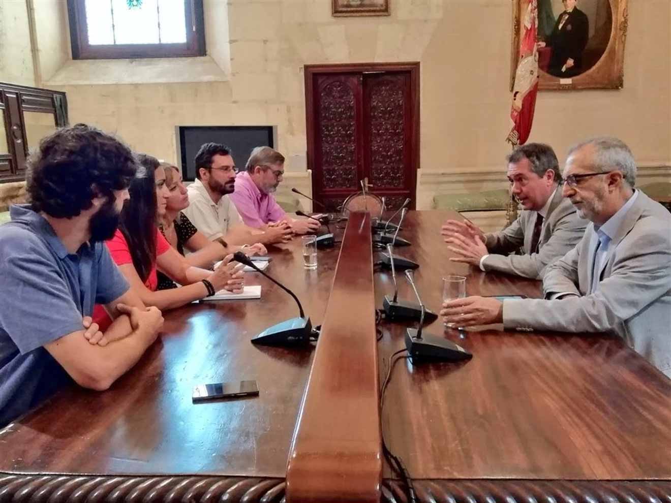 Reunión de Espadas con el comité de empresa de El Correo /CCOO