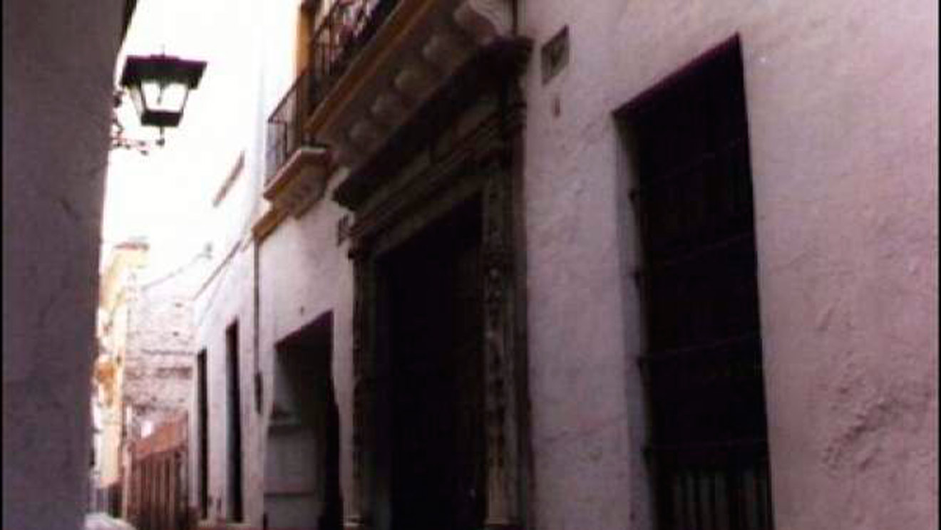 Calle Guzmán el Bueno /SA