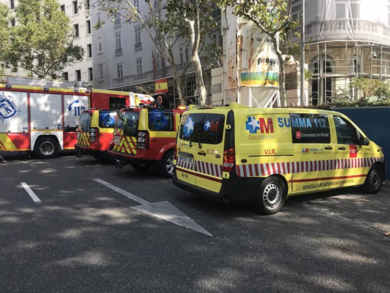 Servicios sanitarios deplazados a la zona del Hotel Ritz /@Emergencias Marid