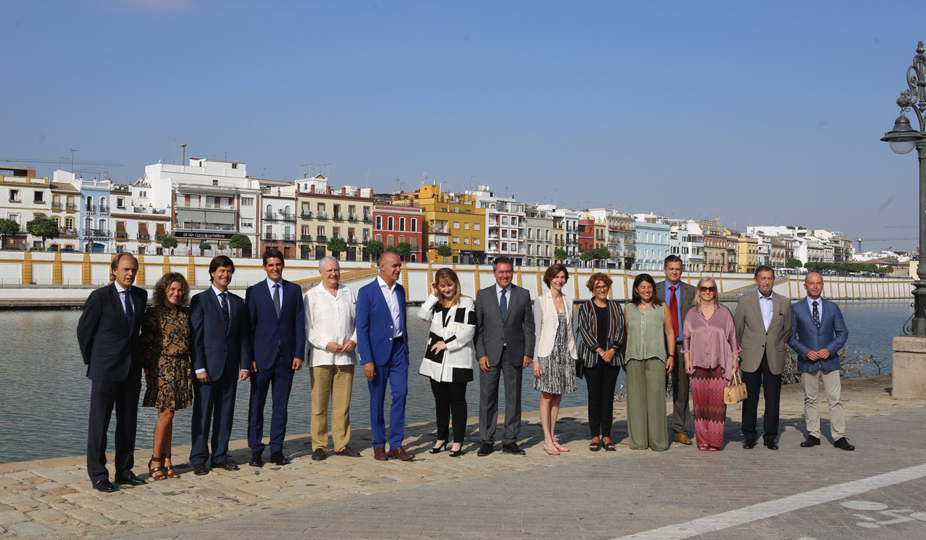 Presentación del plan de conectividad aérea /Ayto. Sevilla