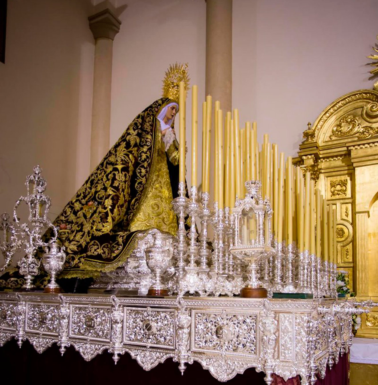 Virgen de los Dolores /@elmunidor