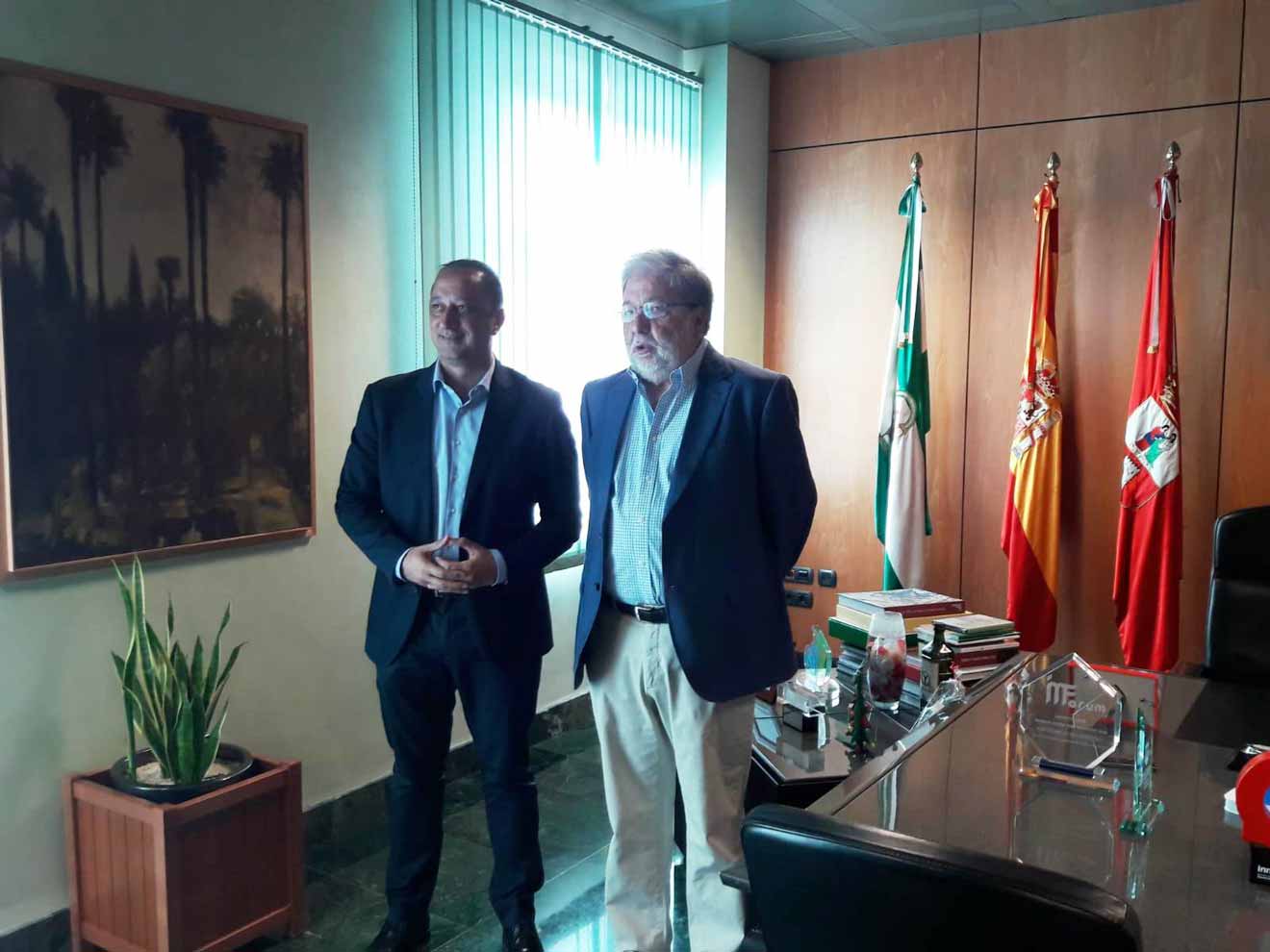 Reunión entre Toscano y Gómez de Celis /Delegación de Gobierno