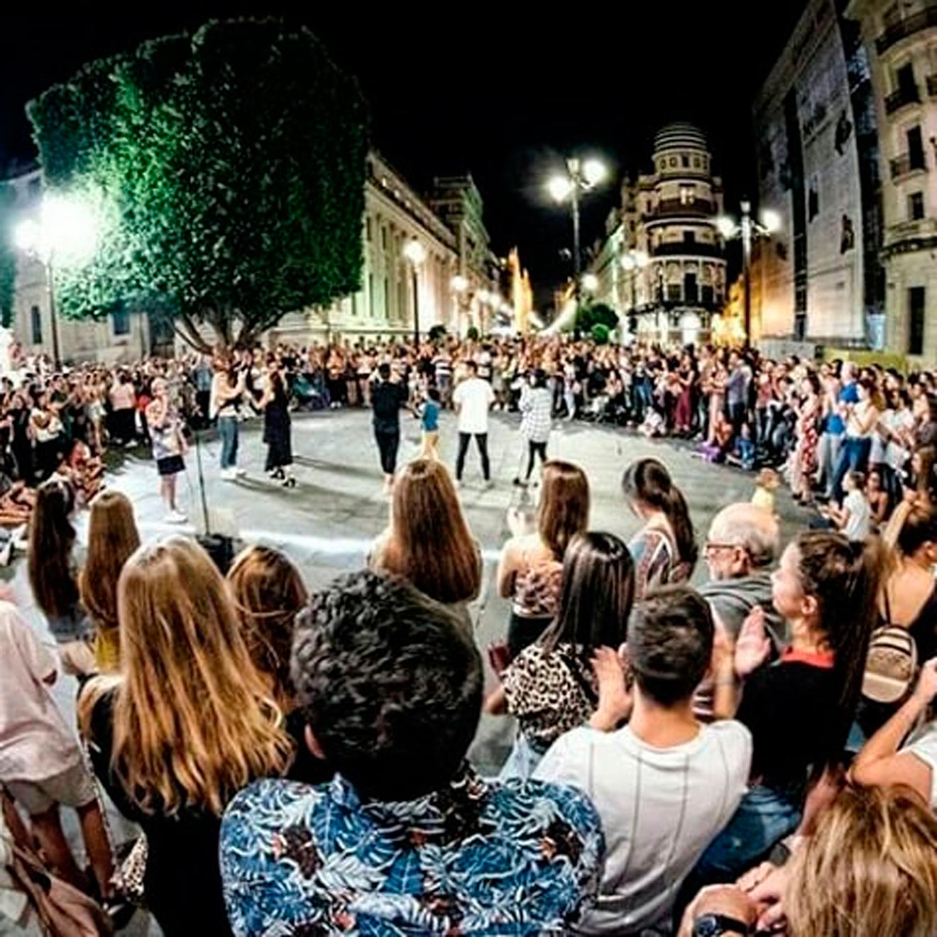 Noche en Blanco 2018 /sevillasemueve