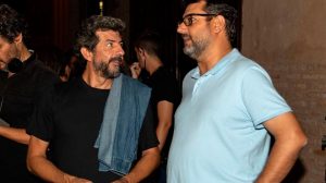 José María Villalobos, alcalde de Utrera, junto al director Alberto Rodríguez / Ayuntamiento de Utrera