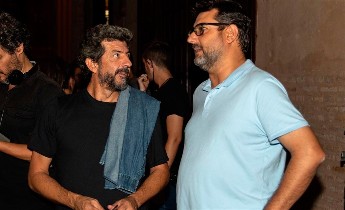 José María Villalobos, alcalde de Utrera, junto al director Alberto Rodríguez / Ayuntamiento de Utrera