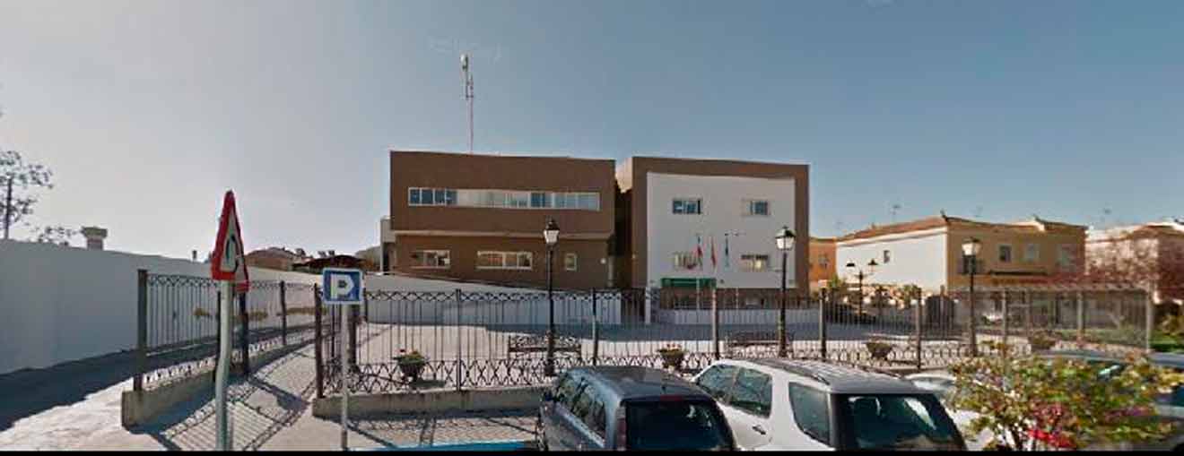 Ayuntamiento de Santiponce / Street View