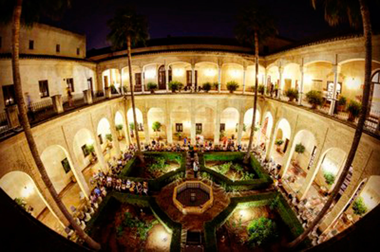 Talleres socioculturales / Ayuntamiento de Sevilla