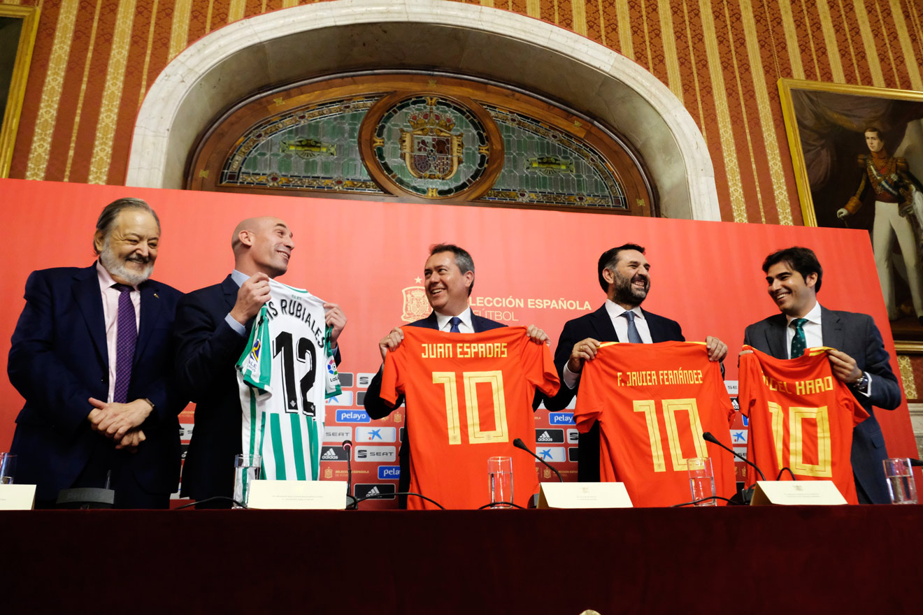 Presentación oficial del partido / Ayuntamiento de Sevilla