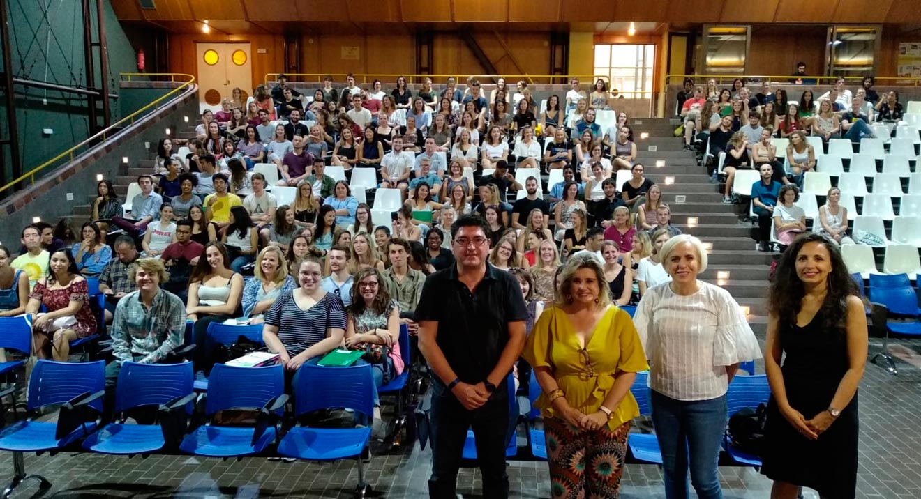Parte del alumnado y del profesorado / Delegación de Educación de la Junta en Sevilla