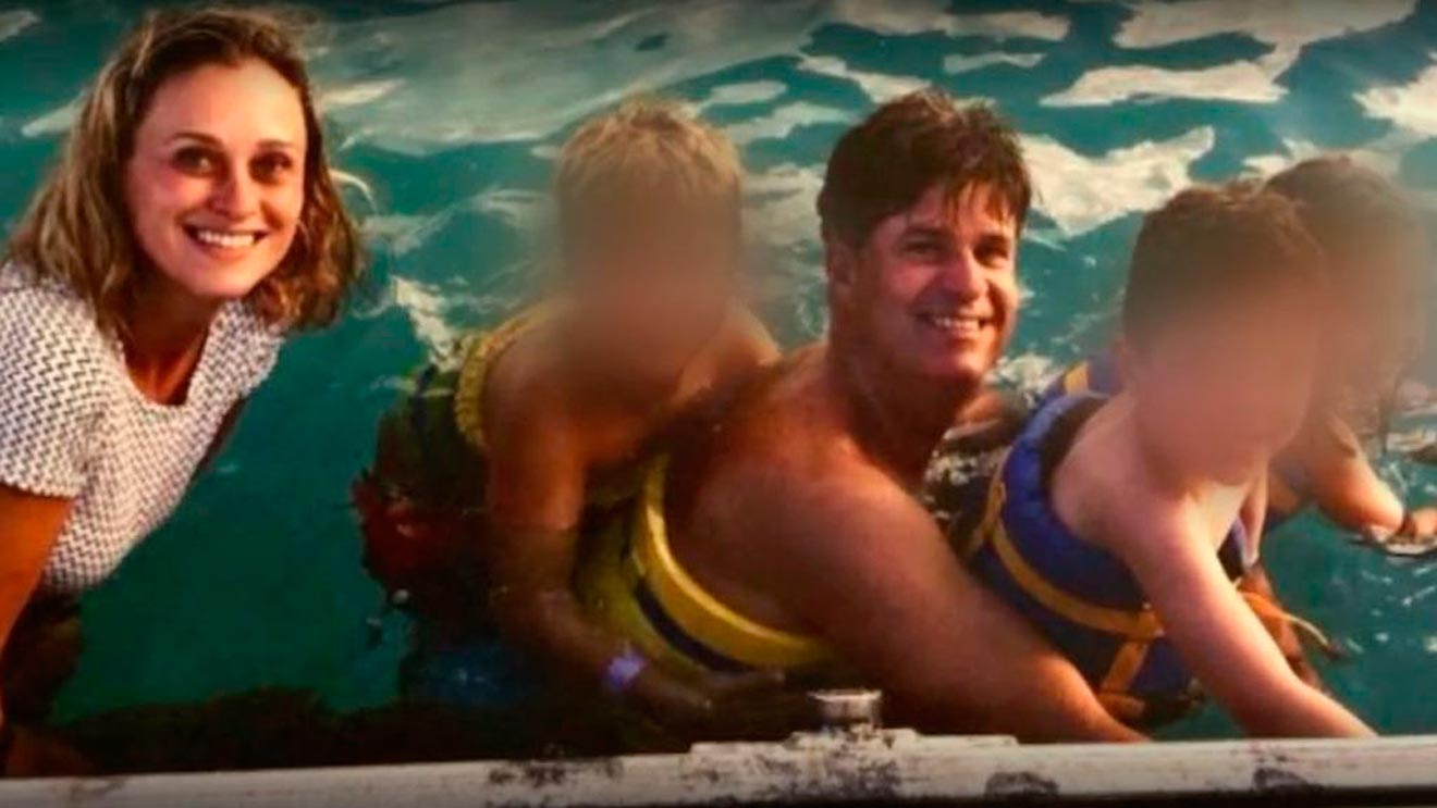 El pequeño y su familia /SA