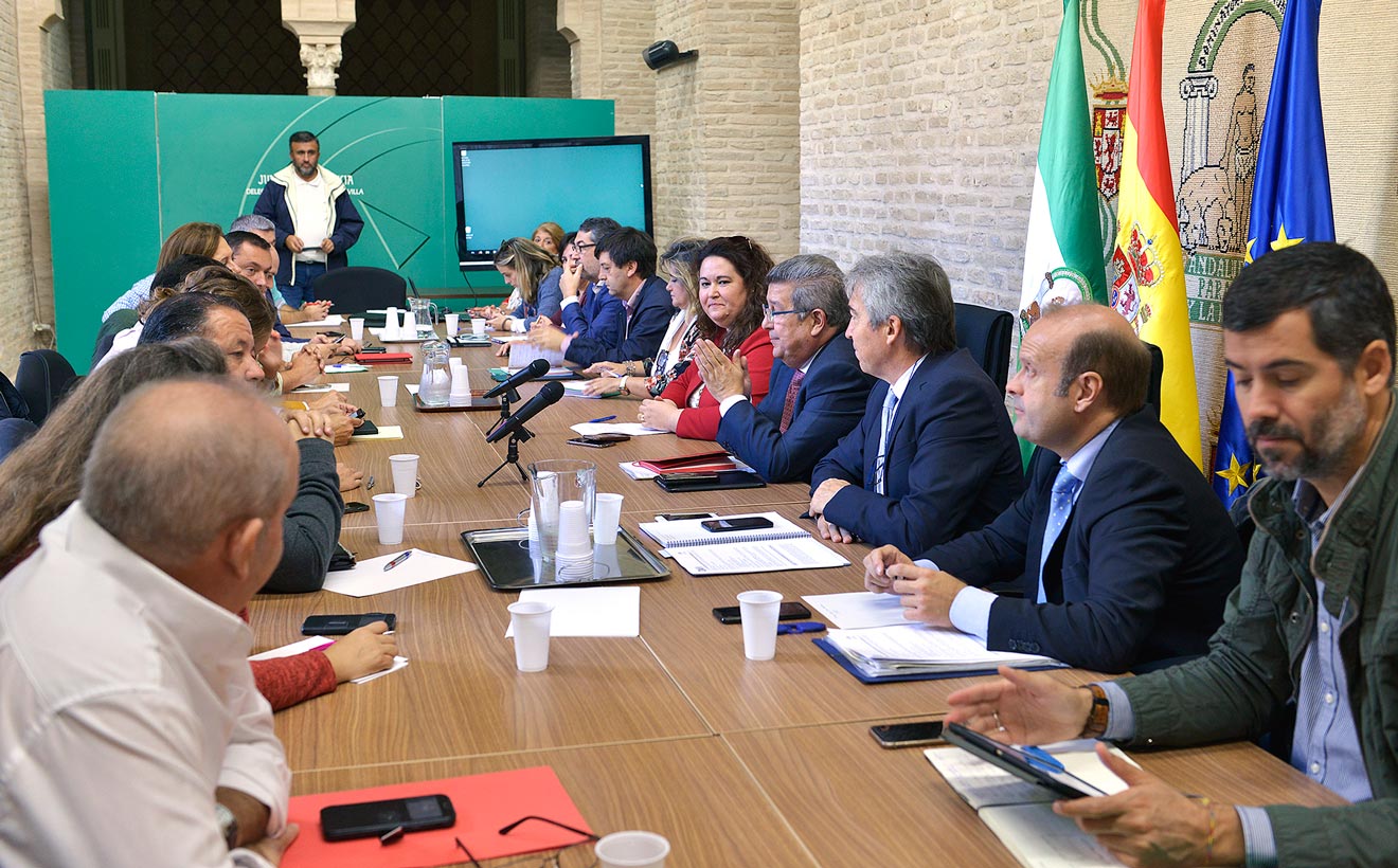 Reunión Junta con el Gobierno /Junta