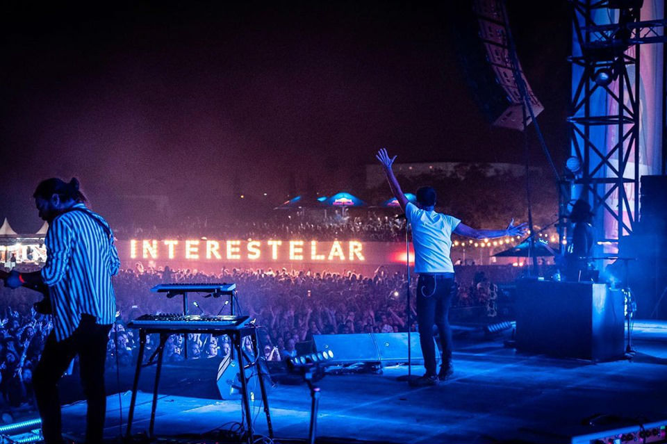Vetusta Morla durante un momento su concierto en el Interestelar 2019