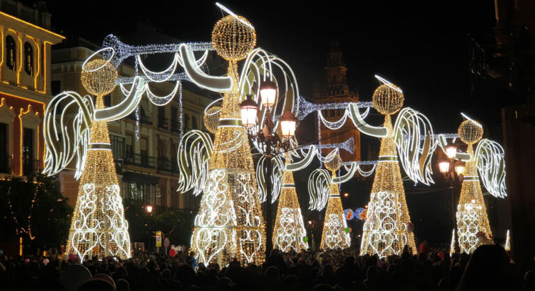Alumbrado de una Navidad anterior en la Plaza de San Francisco de Sevilla