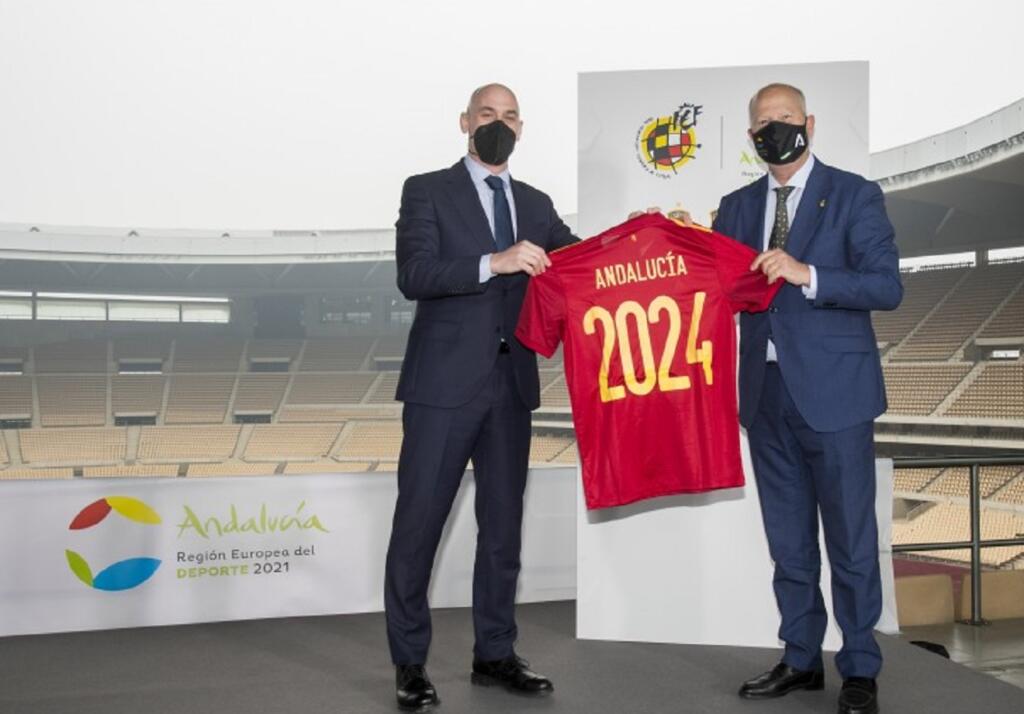 La Junta firma un convenio con la RFEF para acoger en Andalucía 24 eventos en cuatro años