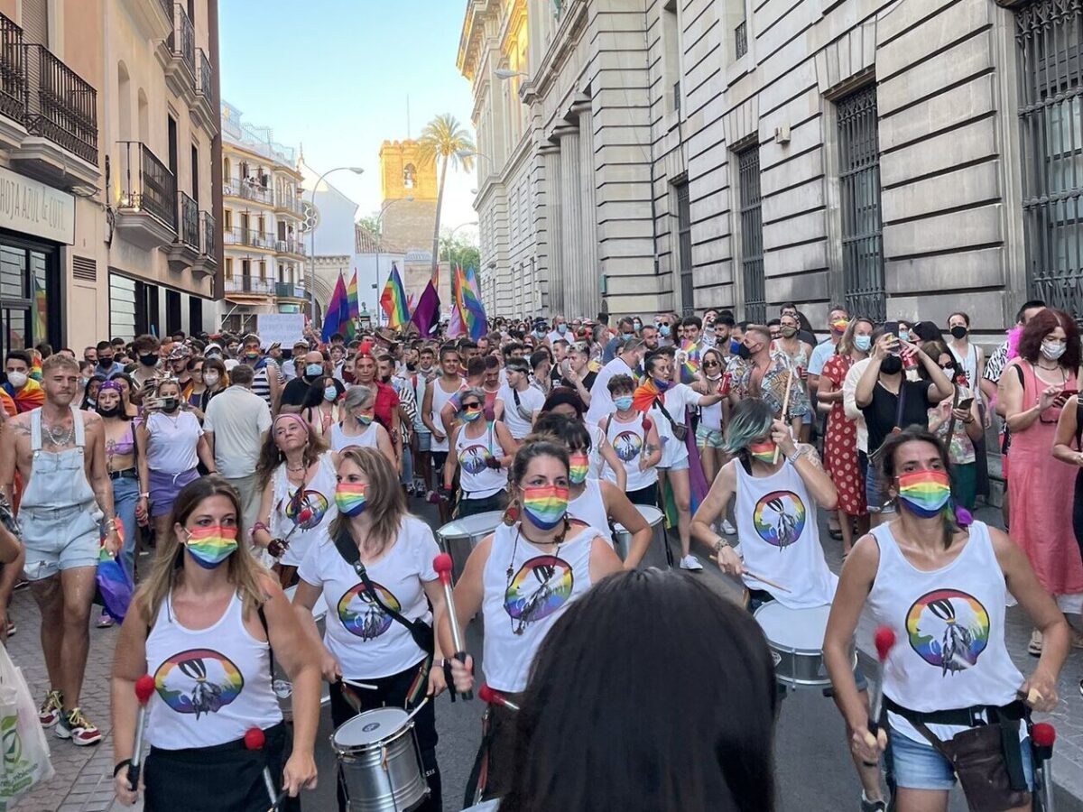 Manifestación del Orgullo 2021 en Sevilla / @Togayther_ES