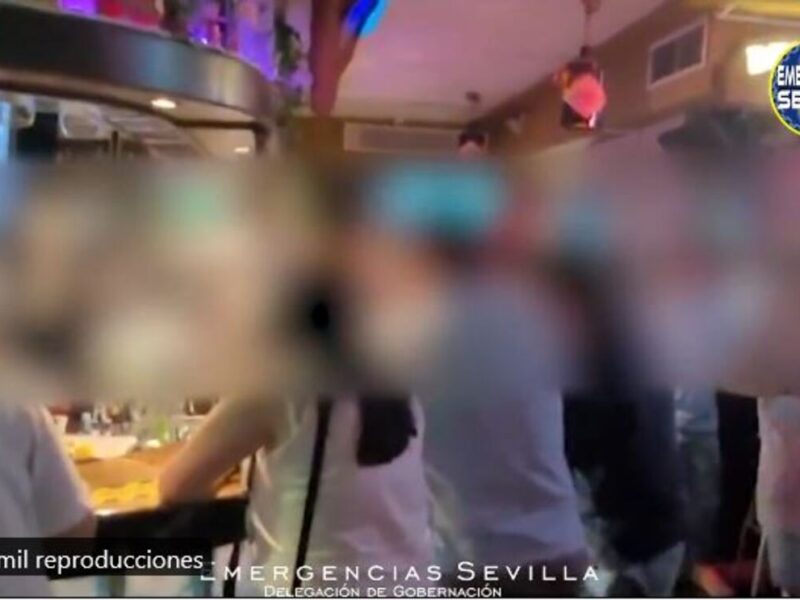 Bares desalojados en Nervión / ES