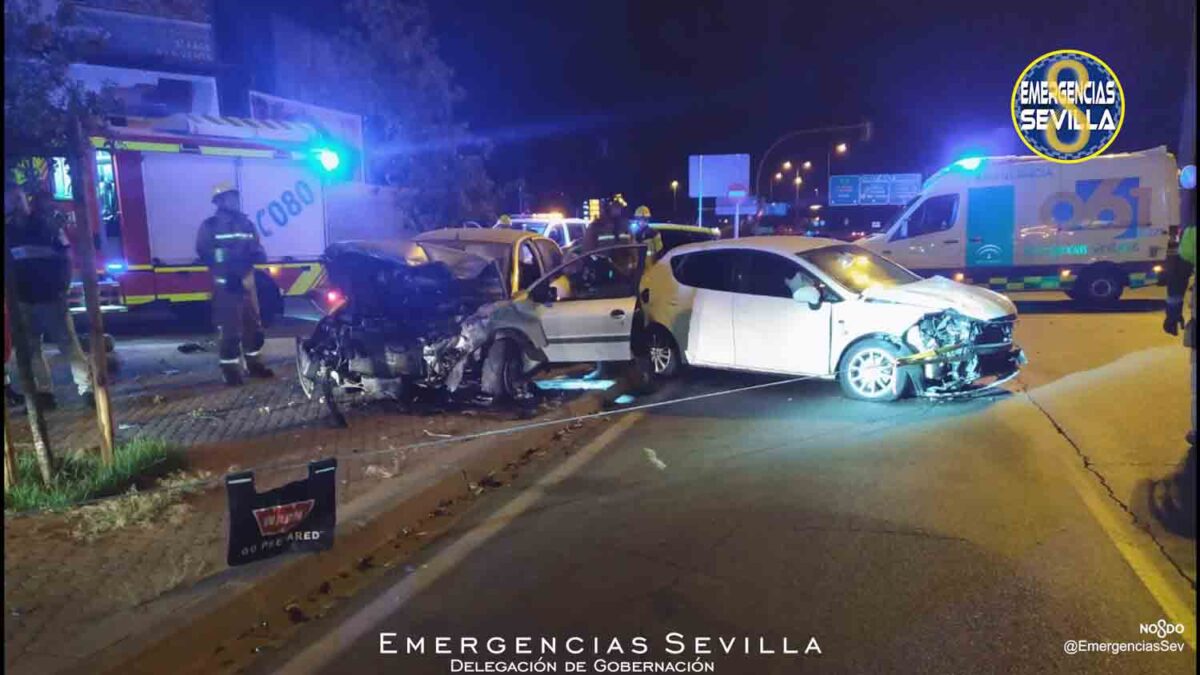 Choque de vehículos en la Avenida de la Paz