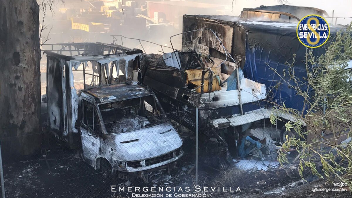Incendio parking caravanas / ES