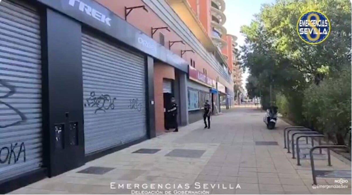 Tienda de bicicletas robada / ES