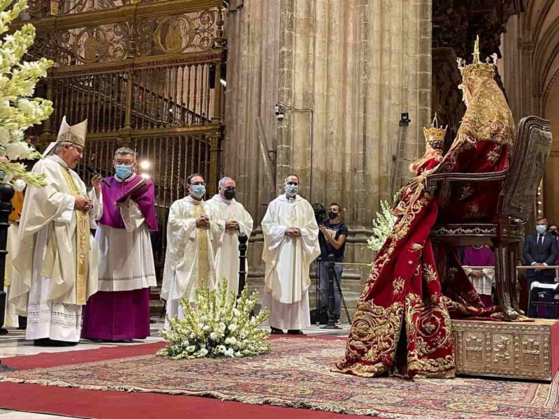 Virgen de los Reyes / @ArzobispoSaiz