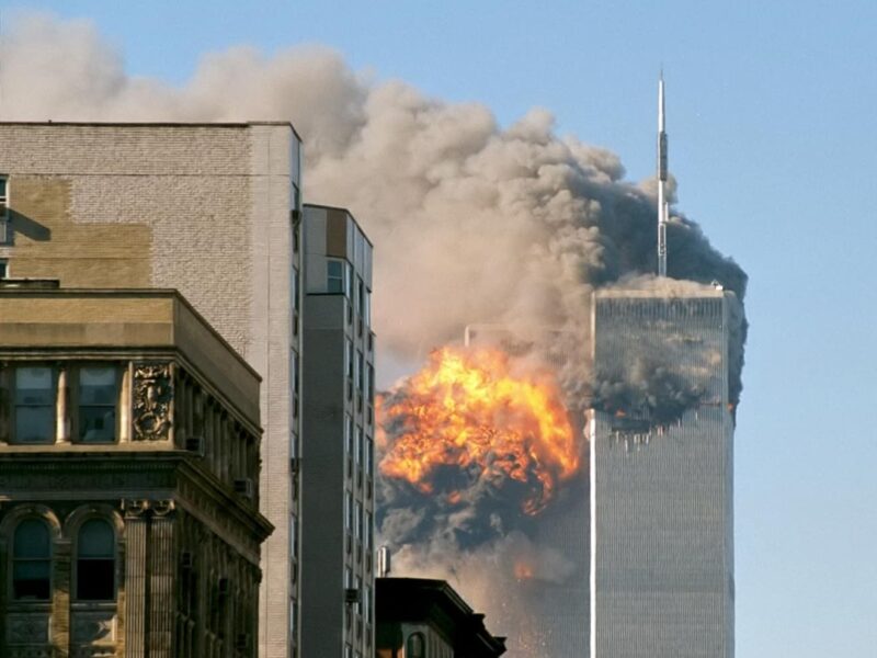 Ataque a las Torres Gemelas del World Trade Center durante el 11S / (Wikimedia Commons) Themachinestops -Flikr-