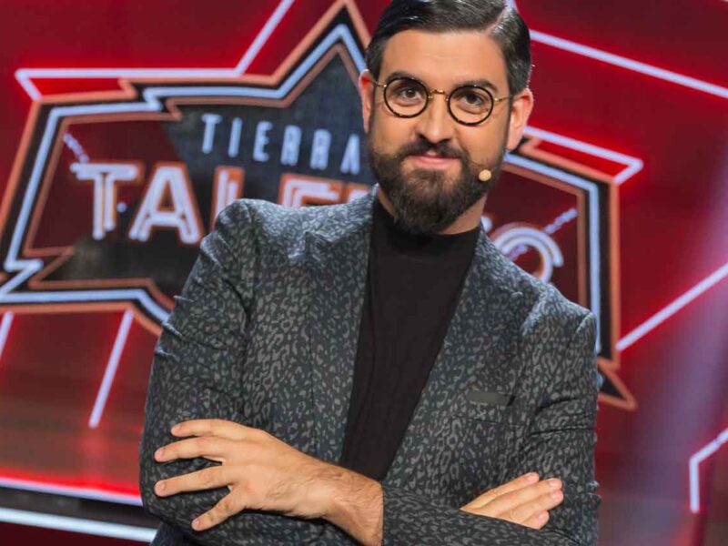 Manu Sánchez cancela sus espectáculos en Sevilla por los efectos del tratamiento contra el cáncer.