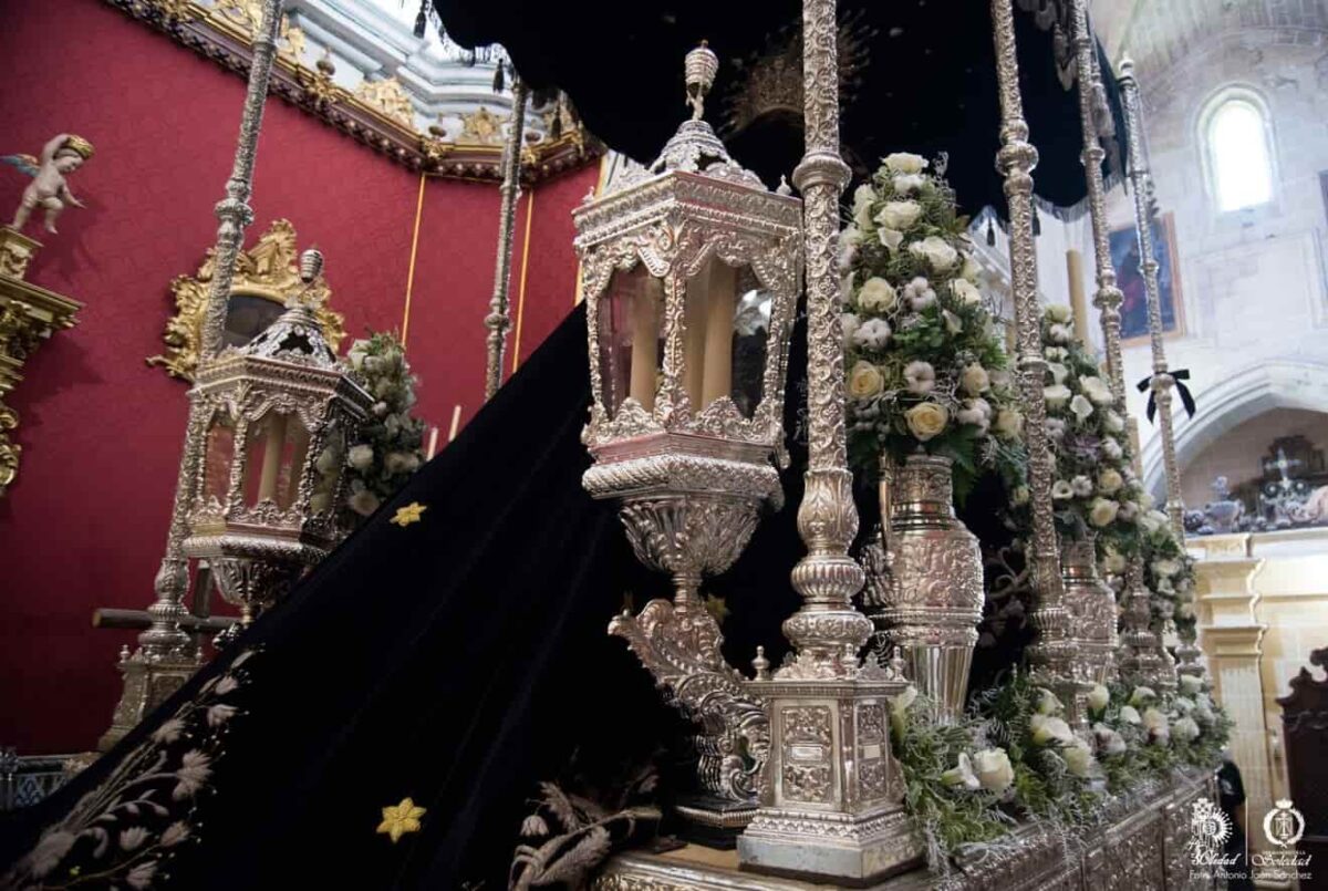 Virgen de la Soledad de Arcos de la Frontera / Hermandad