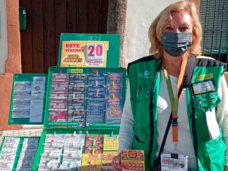 Juana Ferreiro, vendedora del 'rasca' ganador.