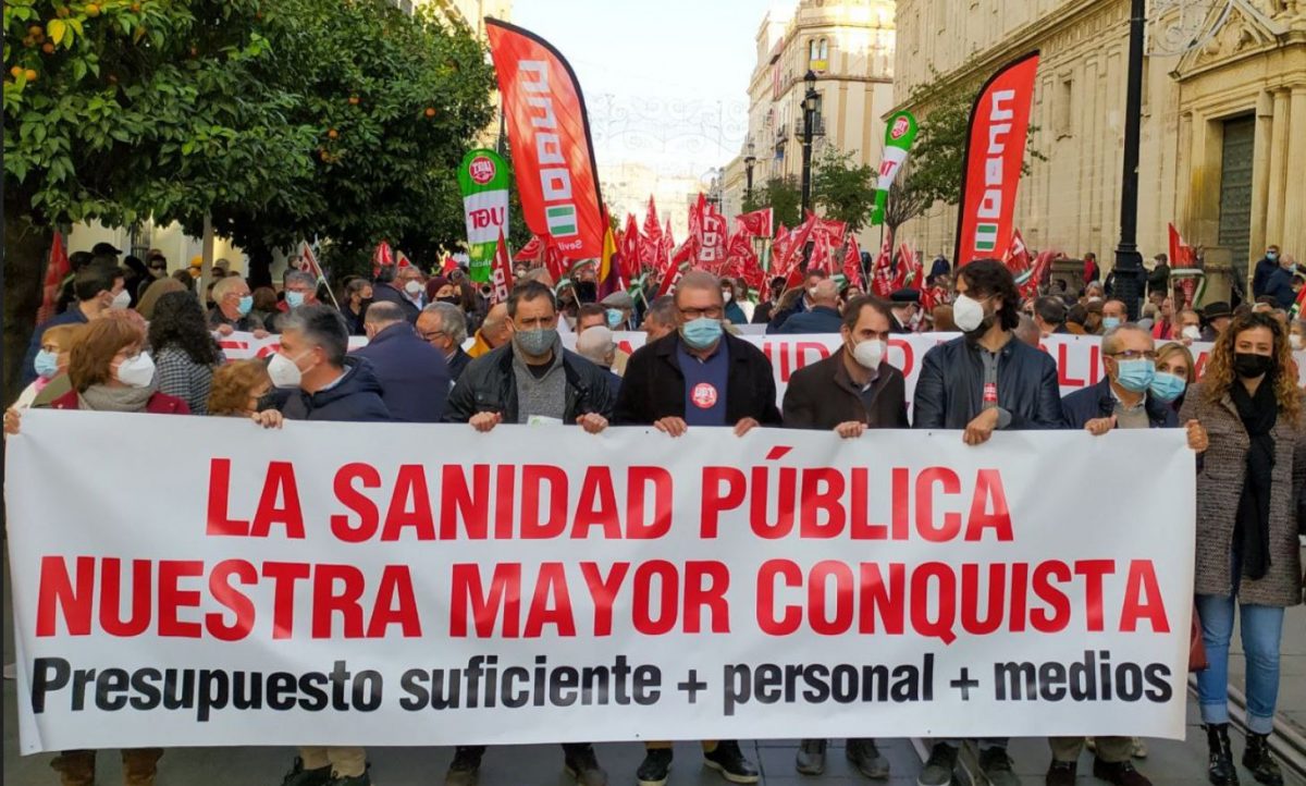 Manifestación Marea Blanca en Sevilla / CCOO
