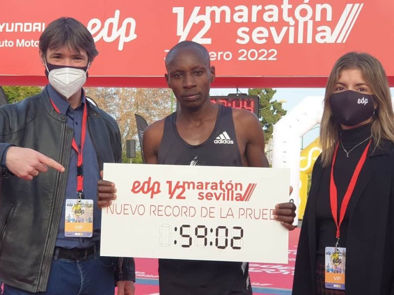 Sebastian Kimaru ha batido el récord en la categoría masculina / Ayto.