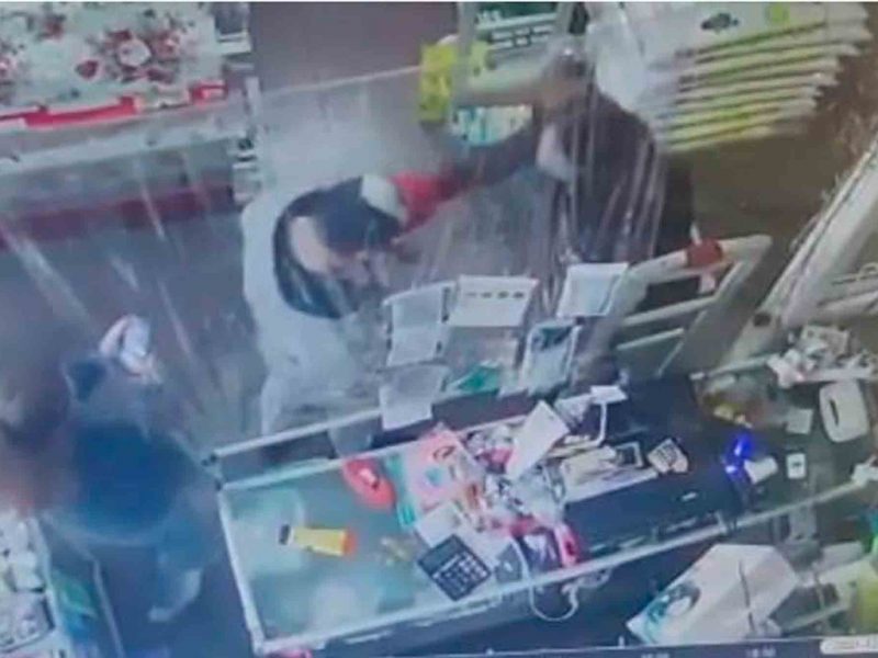 Imagen de la caja registradora del robo en Sanlúcar La Mayor