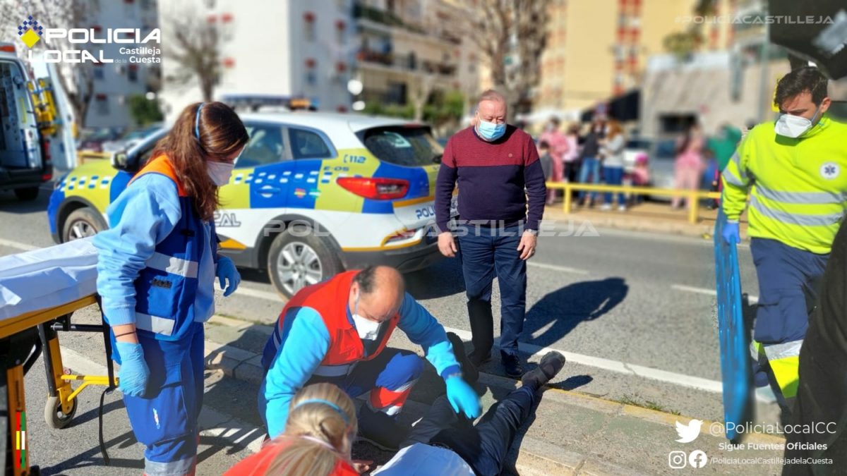 Atención de un herido en el accidente / P. Local Castilleja