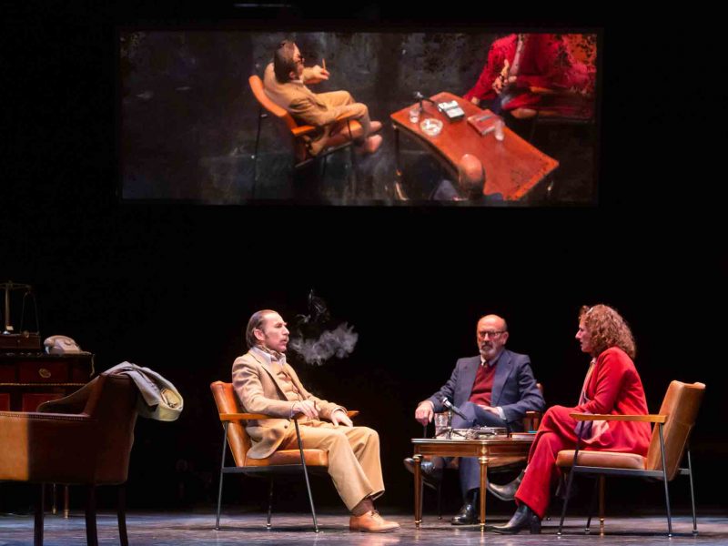 Imagen de la obra de teatro Un hombre de paso