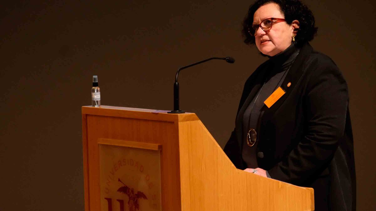 Mercedes Loma, candidata a ser Defensora Universitaria de la Universidad de Sevilla