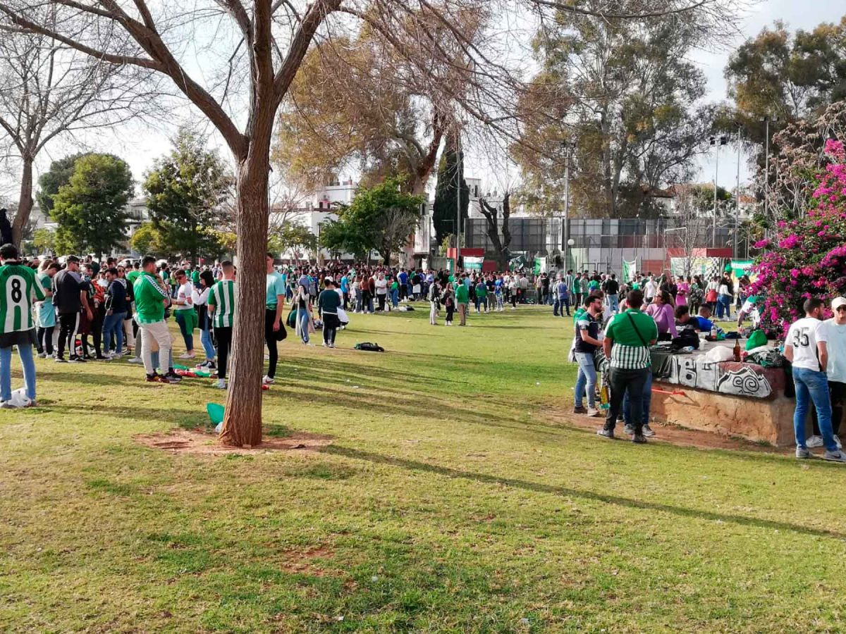 Botellón en el Parque Guadaíra