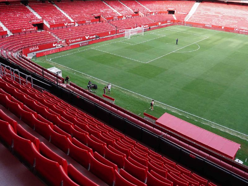 Interior del Pizjuán