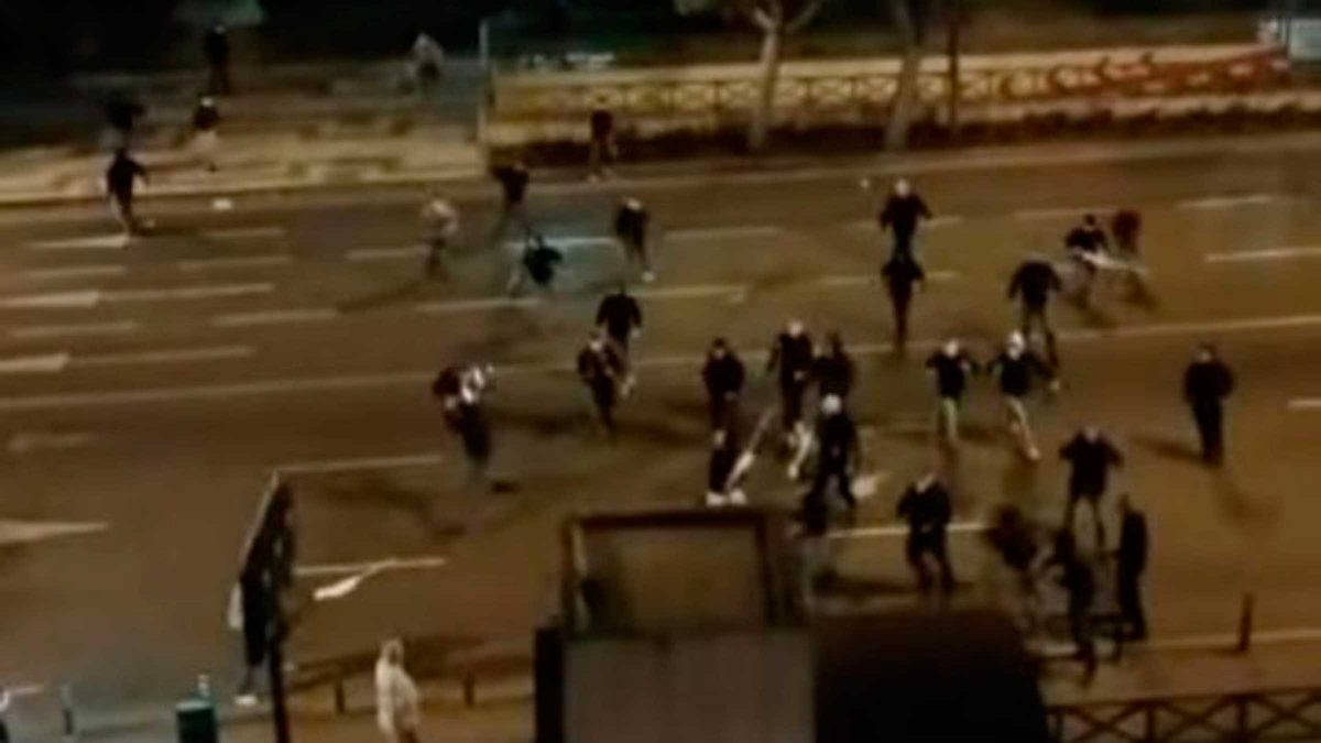 Ultras del Frankfurt contra ultras del West Ham