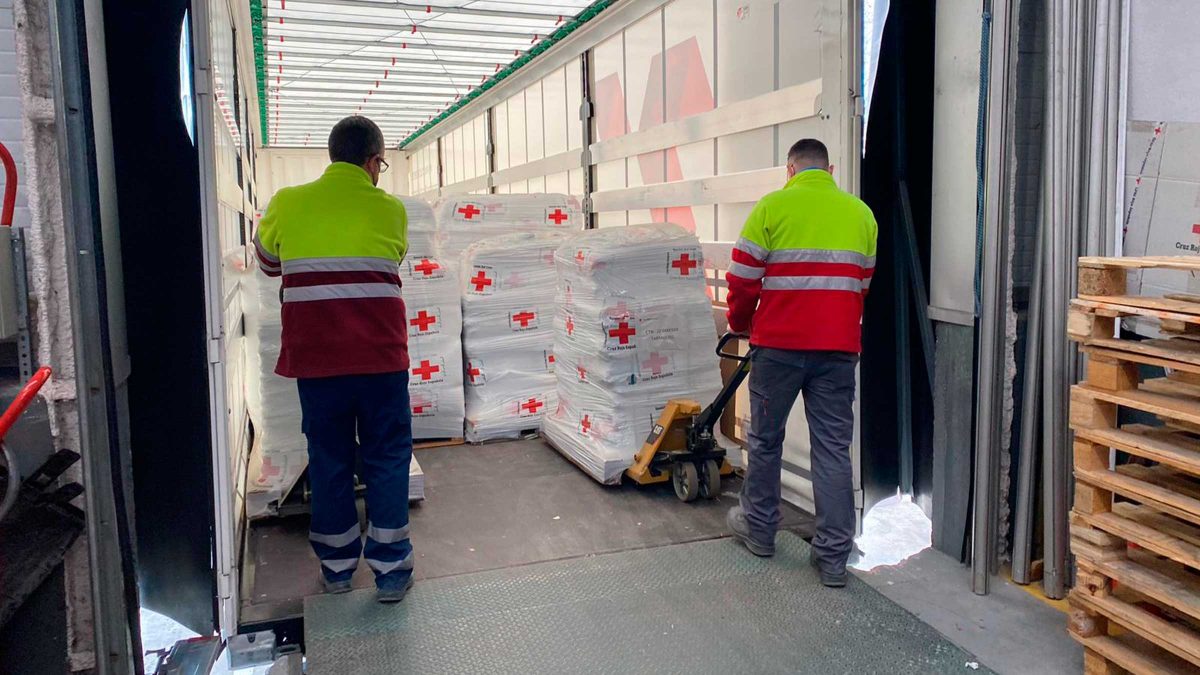 Envío de suministros a Ucrania