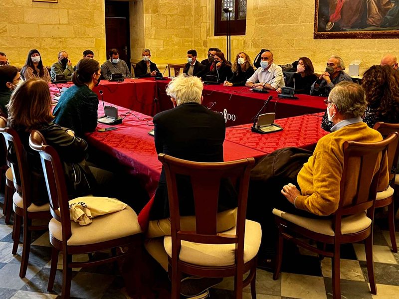 Reunión para reformar los estatutos