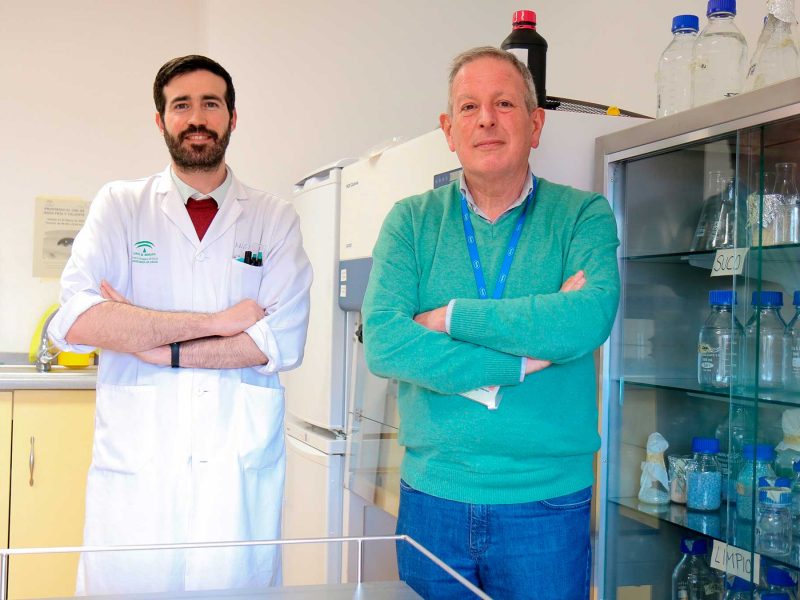 Ángel Rodríguez y José Antonio Lepe, dos de los profesionales de la unidad.