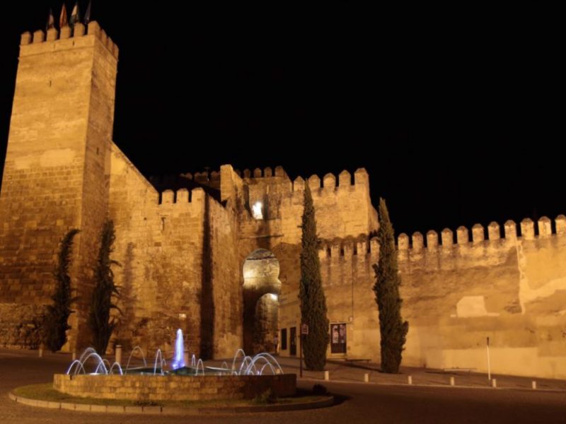 Ruta Alcázar de la Puerta de Sevilla – Castillo de Luna